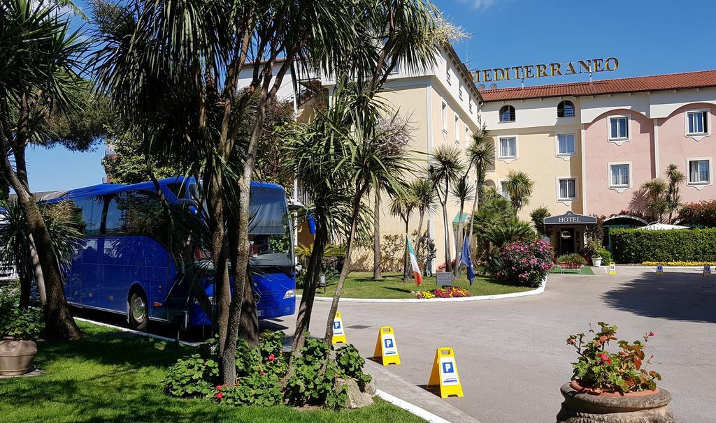 Hotel Mediterraneo Qualiano Esterno foto